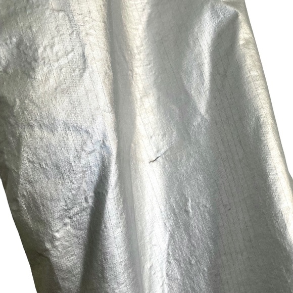 L.A.M.B. x Burton Misfit Bomber Snowboarding Jacket Silver White Snow Leopard - Picture 11 of 16